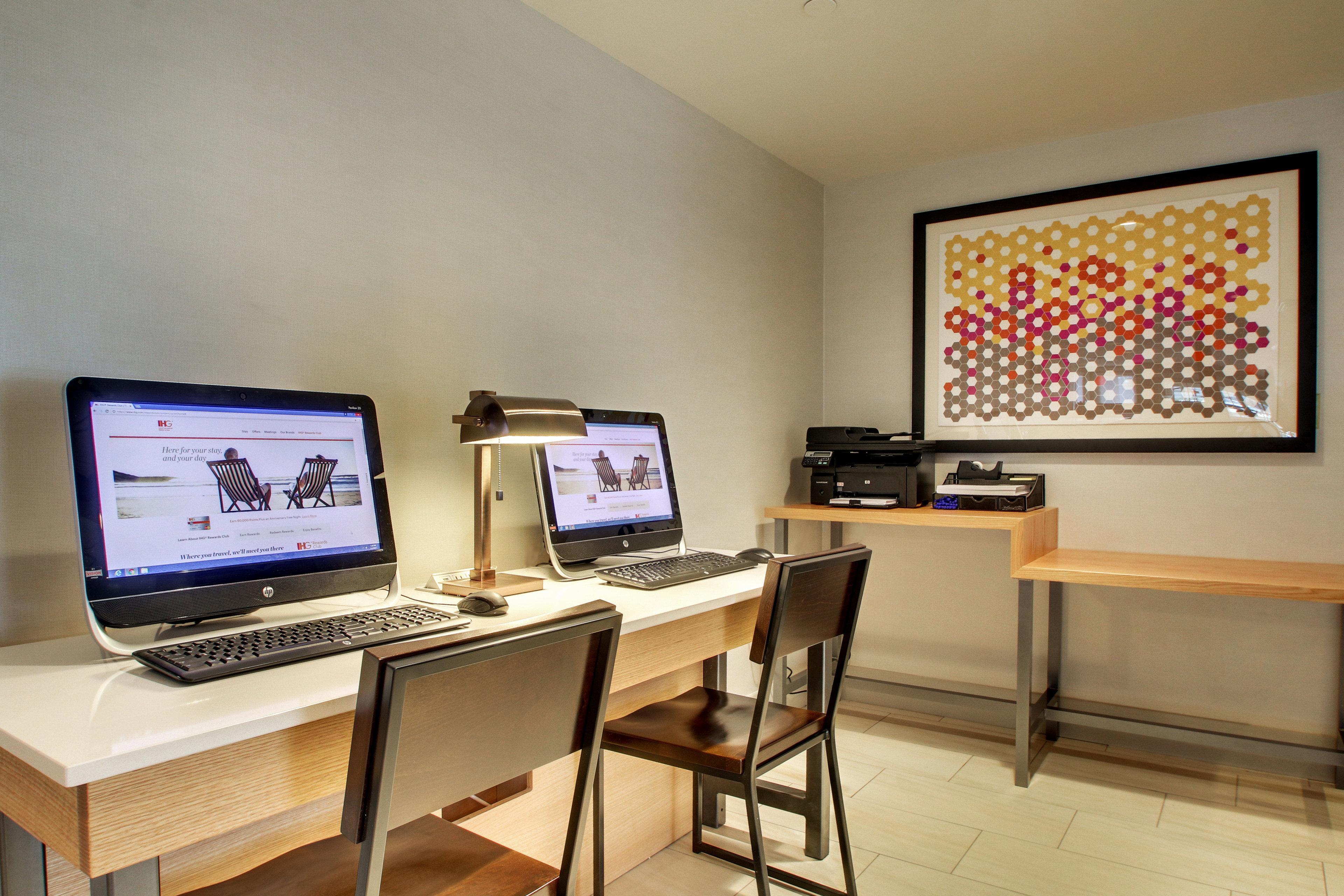 Holiday Inn Express Poughkeepsie By Ihg Exterior foto