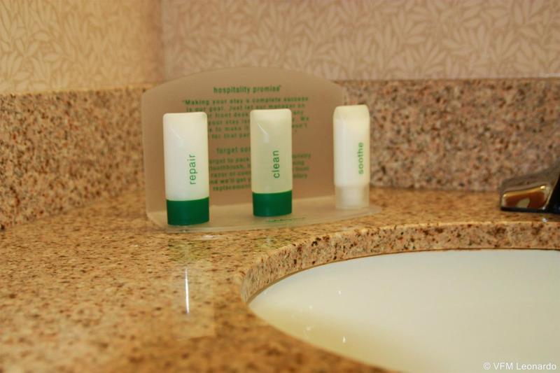 Holiday Inn Express Poughkeepsie By Ihg Exterior foto
